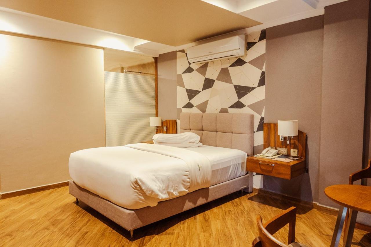 Tanga Beach Resort & Spa Buitenkant foto