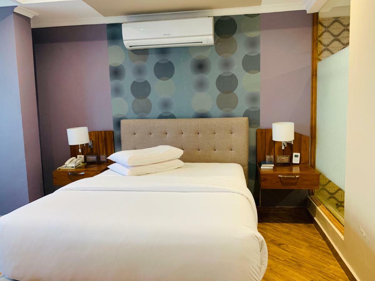 Tanga Beach Resort & Spa Buitenkant foto